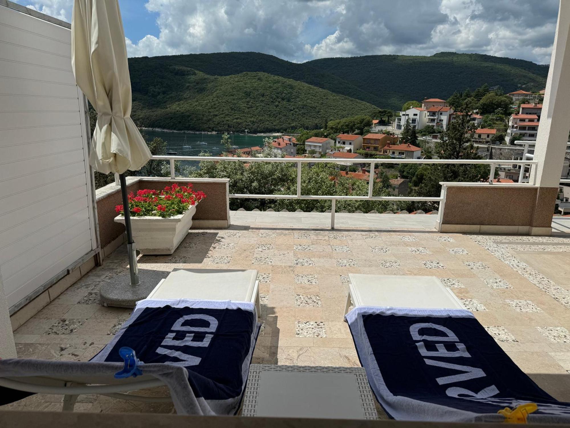 Casa Mare Apartment Rabac Exterior photo